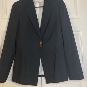 Tahari Women’s Suit Jacket (Size 4)
